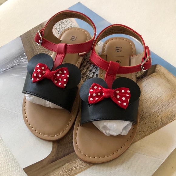 gap minnie mouse sandals